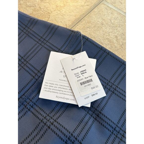 Beyond Yoga High Waisted Midi Plaid Leggings Blue Size Large Festive Winter - Picture 4 of 9